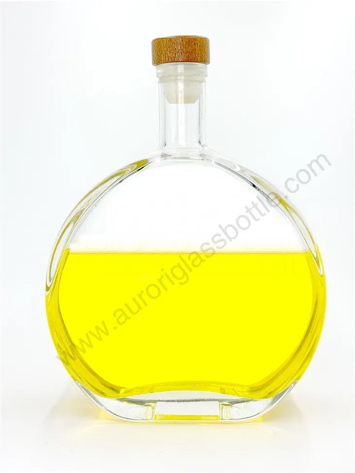 700ml Premium Oval Glass Spirit Bottle factory